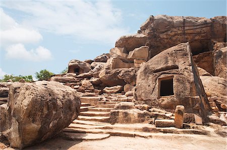 Ruins of ancient shelter at an archaeological site, Udayagiri and Khandagiri Caves, Bhubaneswar, Orissa, India Stock Photo - Rights-Managed, Code: 857-06721604