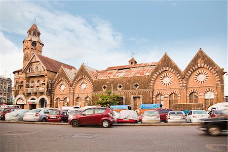 Cars parked outside a building, Crawford Market, Mumbai, Maharashtra, India Stock Photo - Rights-Managed, Code: 857-06721658