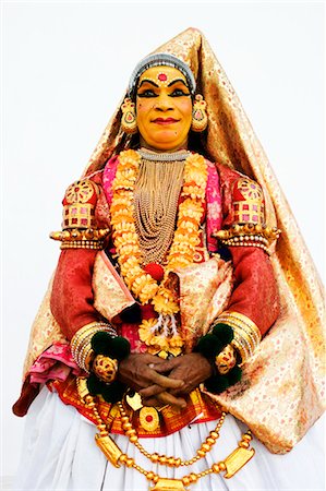 person on white costume - Portrait of a woman kathakali dancing Stock Photo - Rights-Managed, Code: 857-03553637