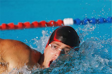simsearch:858-06756400,k - Swimmer In Pool Stock Photo - Rights-Managed, Code: 858-06756413