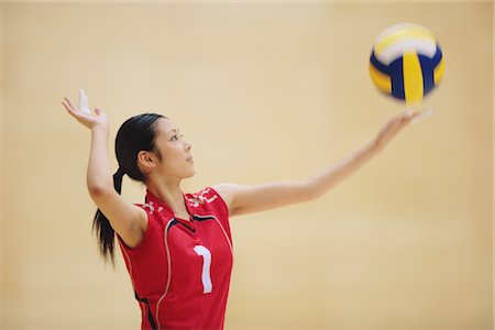 simsearch:858-03050428,k - Volleyball Player Serving Ball Stock Photo - Rights-Managed, Code: 858-03046866