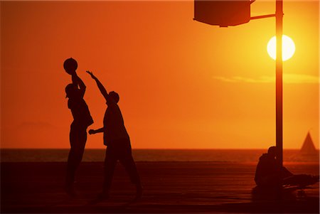 simsearch:858-03052147,k - Basketball Stock Photo - Rights-Managed, Code: 858-03052338