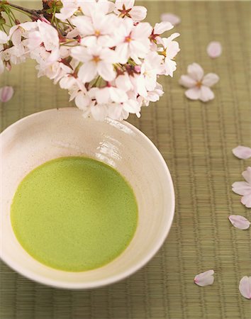 Cherry Blossoms And Japanese Tea Stock Photo - Rights-Managed, Code: 859-06380100