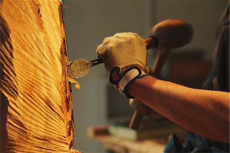 power tool work man - Sculptor carving wood Stock Photo - Rights-Managed, Code: 859-06537962