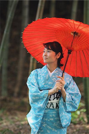 Woman in a kimono with parasol Stock Photo - Rights-Managed, Code: 859-06538324