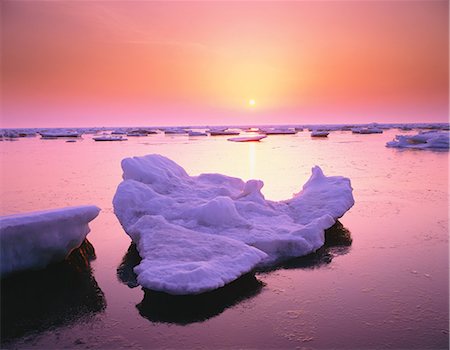 drift ice - Sea Of Okhotsk, Hokkaido, Japan Stock Photo - Rights-Managed, Code: 859-07149983