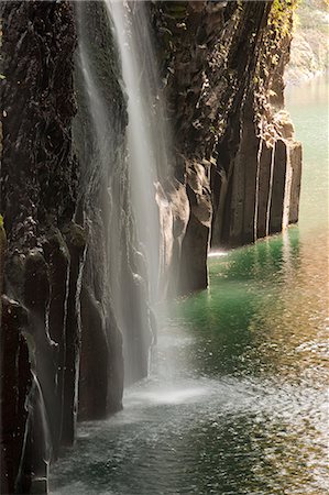 simsearch:859-03598857,k - Manai Falls, Takachiho Gorge, Miyazaki, Japan Stock Photo - Rights-Managed, Code: 859-07150451