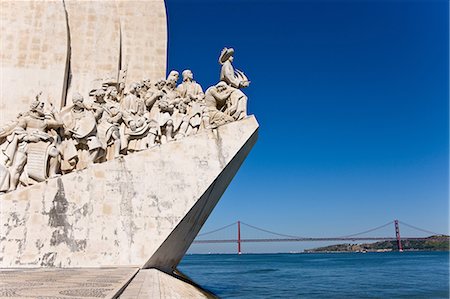 simsearch:859-07283694,k - Monument To The Discoveries, Portugal Stock Photo - Rights-Managed, Code: 859-07284381