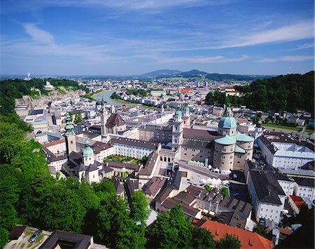 simsearch:859-07283694,k - Salzburg Old Town, Austria Stock Photo - Rights-Managed, Code: 859-07282981