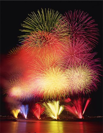 Fireworks Photographie de stock - Rights-Managed, Code: 859-07442220