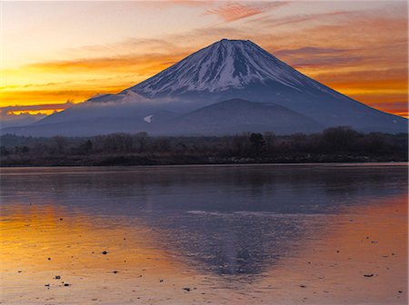 simsearch:859-08359600,k - Yamanashi Prefecture, Japan Photographie de stock - Rights-Managed, Code: 859-08357859