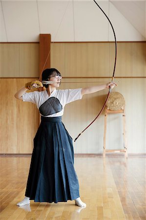 Japanese traditional Kyudo archery athlete practicing Stock Photo - Rights-Managed, Code: 859-09018729