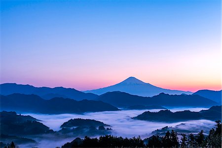 simsearch:859-08359600,k - Mount Fuji from Shizuoka Prefecture, Japan Photographie de stock - Rights-Managed, Code: 859-09175321