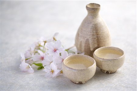 sake - Sake and cherry blossoms Stock Photo - Rights-Managed, Code: 859-03037944