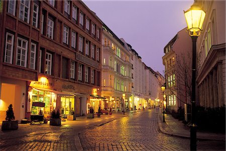 erect - Cobbled Street Stock Photo - Rights-Managed, Code: 859-03194206