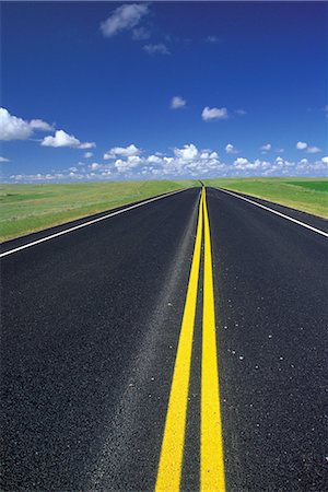 simsearch:859-03193908,k - Open Road Stock Photo - Rights-Managed, Code: 859-03193834