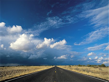simsearch:859-03193908,k - Open Road Stock Photo - Rights-Managed, Code: 859-03193858