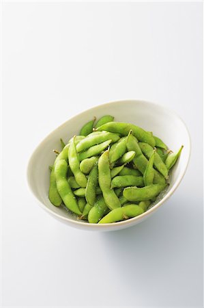 simsearch:400-05744520,k - Bowl of Edamame Stock Photo - Rights-Managed, Code: 859-03600279