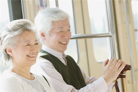 simsearch:859-03860700,k - Elderly Couple Smiling Foto de stock - Con derechos protegidos, Código: 859-03755543