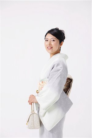 simsearch:859-03779954,k - Woman Wearing Kimono Stock Photo - Rights-Managed, Code: 859-03779933