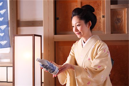 sake - Japanese Lady in Traditional Kimono Stock Photo - Rights-Managed, Code: 859-03811260