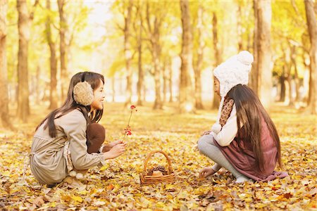 simsearch:859-03839388,k - Girls Playing In The Autumn Leaves Stock Photo - Rights-Managed, Code: 859-03839341