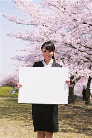 simsearch:859-06380299,k - Businesswoman Holding White Board Stock Photo - Rights-Managed, Code: 859-03840229