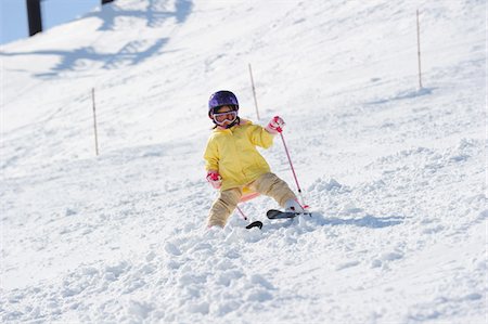 simsearch:859-03840695,k - Girl Skiing Stock Photo - Rights-Managed, Code: 859-03841002
