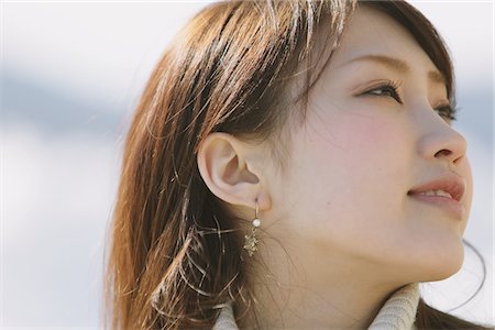 Pretty Teenage Girl Looking Away Stock Photo - Rights-Managed, Code: 859-03860679