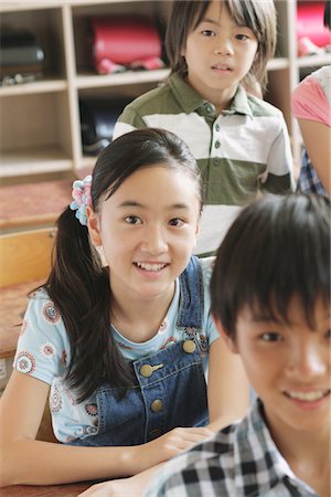 simsearch:630-03482408,k - Students In Classroom Stock Photo - Rights-Managed, Code: 859-03860965