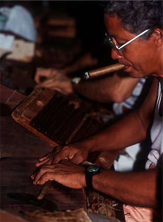 Rolling Havana cigars,Havana,Cuba. Stock Photo - Rights-Managed, Code: 851-02959349