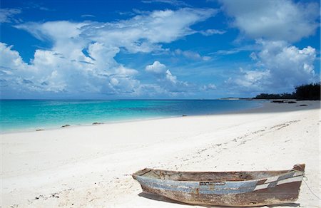 simsearch:851-02962651,k - Boat on beach,Vamizi,Quirimbas,Mozambique Stock Photo - Rights-Managed, Code: 851-02961968