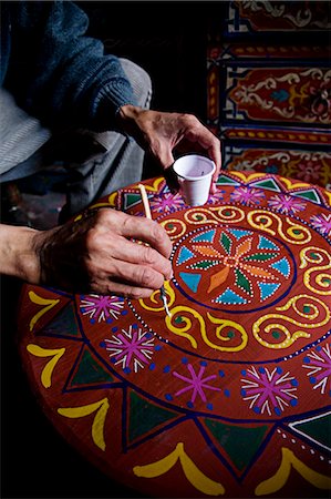 Man painting table in souk,close up of hand,Marrakesh,Morocco Stock Photo - Rights-Managed, Code: 851-02962174