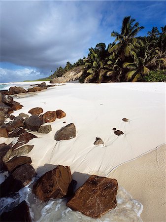 simsearch:851-02962651,k - Tropical beach,Seychelles Stock Photo - Rights-Managed, Code: 851-02962647