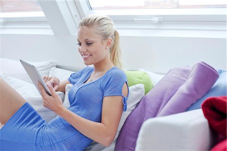 Young woman with ipad Stock Photo - Rights-Managed, Code: 853-05523598