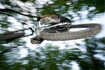 focus concept - Mountainbiker mid-air, South Tyrol, Italy Stock Photo - Rights-Managed, Code: 853-06120439