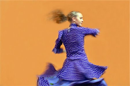 flamenco dancers - Female flamenco dancer Stock Photo - Rights-Managed, Code: 853-02914050