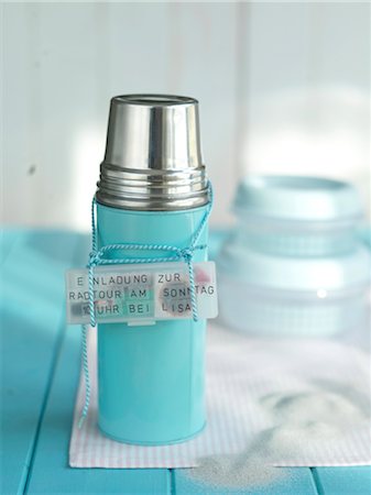 Turquoise thermos flask Stock Photo - Rights-Managed, Code: 853-02914317