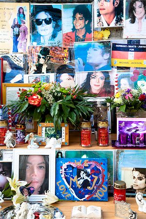 Michael Jackson memorial at the Bayerischer Hof Hotel, Munich, Bavaria, Germany, Europe Stock Photo - Rights-Managed, Code: 862-05997804