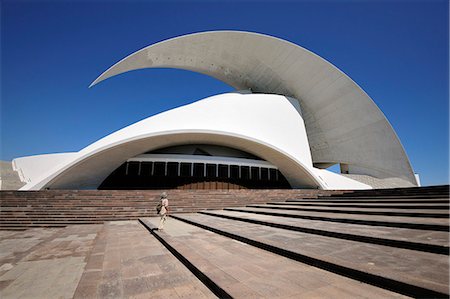 Auditorium and concert hall (Auditorio de Tenerife by architect Santiago Calatrava). Santa Cruz de Tenerife, Canary islands Stock Photo - Rights-Managed, Code: 862-05999300