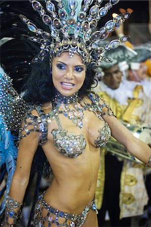 South America, Rio de Janeiro, Rio de Janeiro city, Fabia Borges of the Imperio da Tijuca samba school at carnival in the Sambadrome Marques de Sapucai Photographie de stock - Rights-Managed, Code: 862-06540943