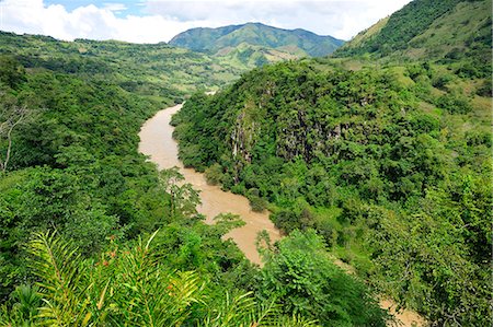 Rio Cauca south of Medellin, Colombia, South America Stock Photo - Rights-Managed, Code: 862-06541130