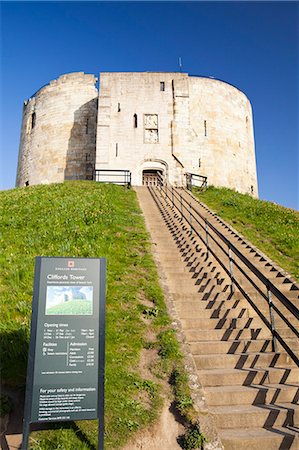 fortress - United Kingdom, England, North Yorkshire, York. Cliffords Tower. Stock Photo - Rights-Managed, Code: 862-06541319