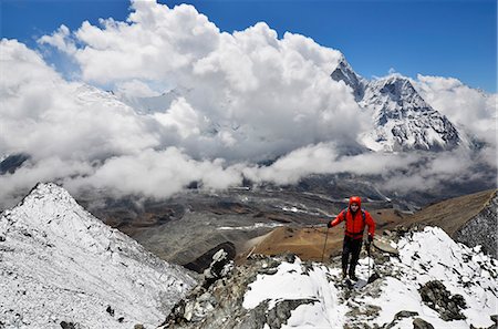 snow climbing - Asia, Nepal, Himalayas, Sagarmatha National Park, Solu Khumbu Everest Region, Mt Everest, 8850m, trekker climbing Chukhung Ri. MR Stock Photo - Rights-Managed, Code: 862-06542402