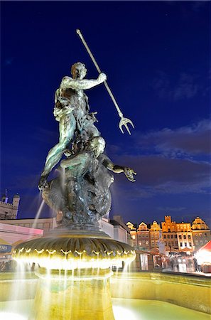 statues - Poland, Europe, Poznan, statue of Neptune, historic old town Stock Photo - Rights-Managed, Code: 862-06542684