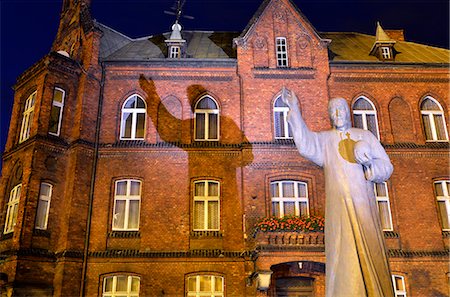 Poland, Europe, Poznan, staute of Jesus Christ Foto de stock - Con derechos protegidos, Código: 862-06542692