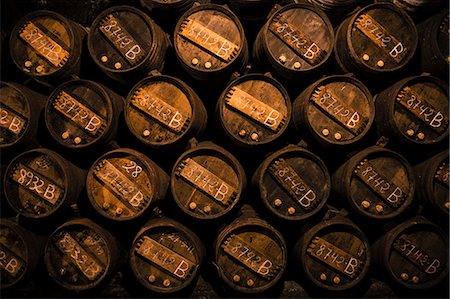 Bodega Lopez de Heria wine cellar in the village of Haro, La Rioja, Spain, Europe Photographie de stock - Rights-Managed, Code: 862-06542907