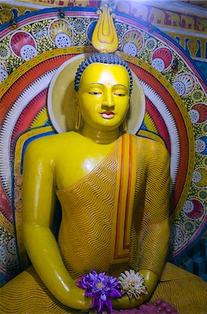 sri lanka kandy city photos - Sri Lanka, Sacred city of Kandy, UNESCO World Heritage Site, Buddha in Samadhi position inside Natha Devale, Temple Square Stock Photo - Rights-Managed, Code: 862-06543043