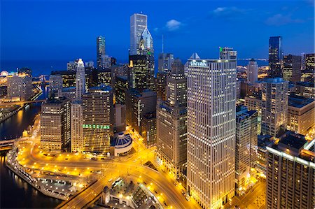 USA, Illinois, Chicago. Dusk view over the city. Photographie de stock - Rights-Managed, Code: 862-06543413