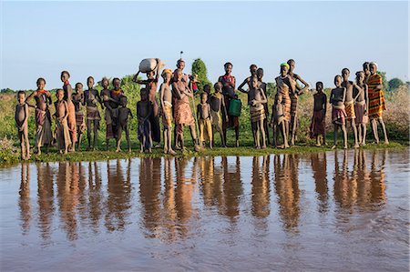 Dassanech villagers line the banks of the Omo River, Ethiopia Stock Photo - Rights-Managed, Code: 862-06676698